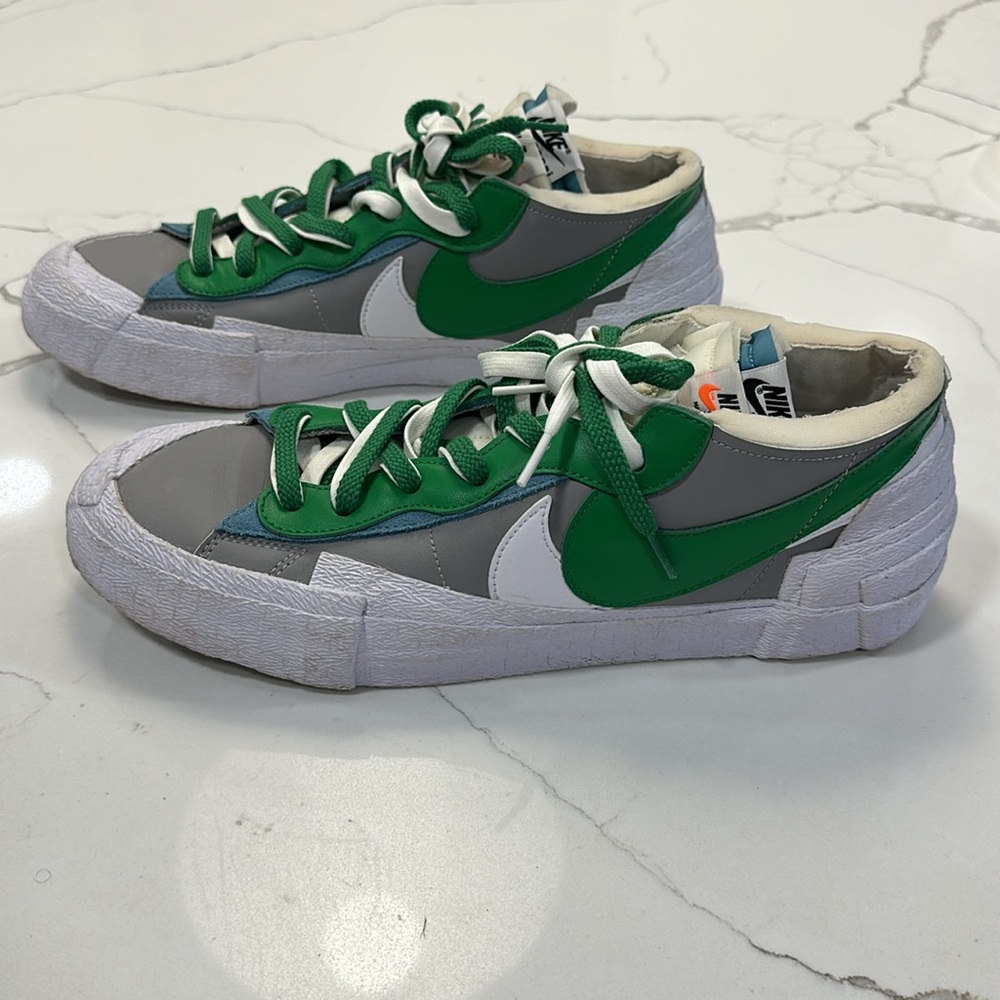 Nike Blazer Low Sacai Medium Grey/Classic Green - image 2